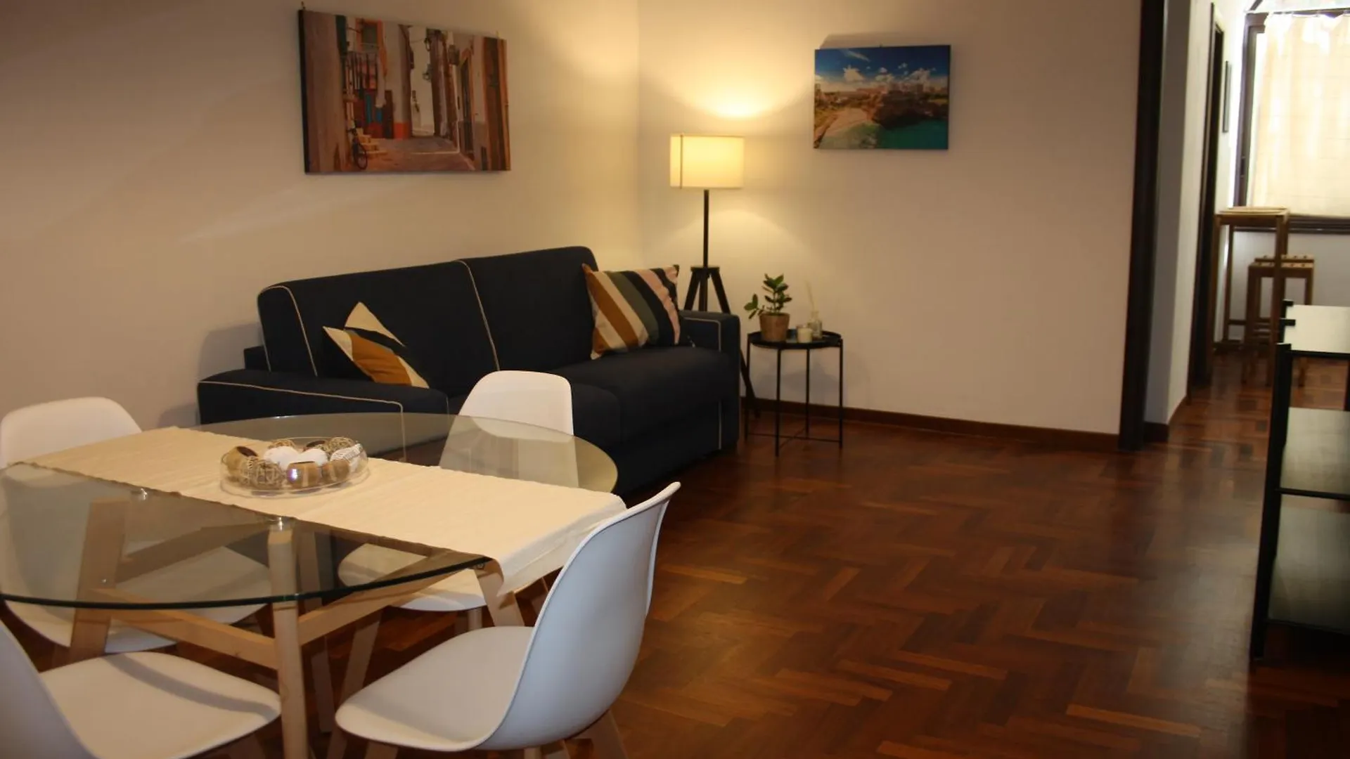Stefano\'S Apartment contacts